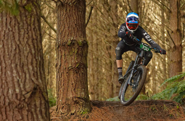 2 hour tailored to suit the individual one on one mountain bike skills and technique coaching